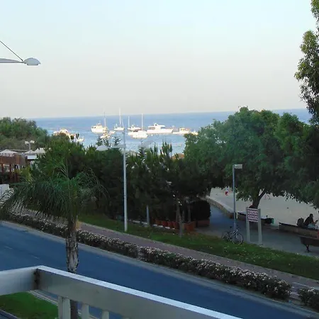 Kanika Sea Forum No. 106 Apartament